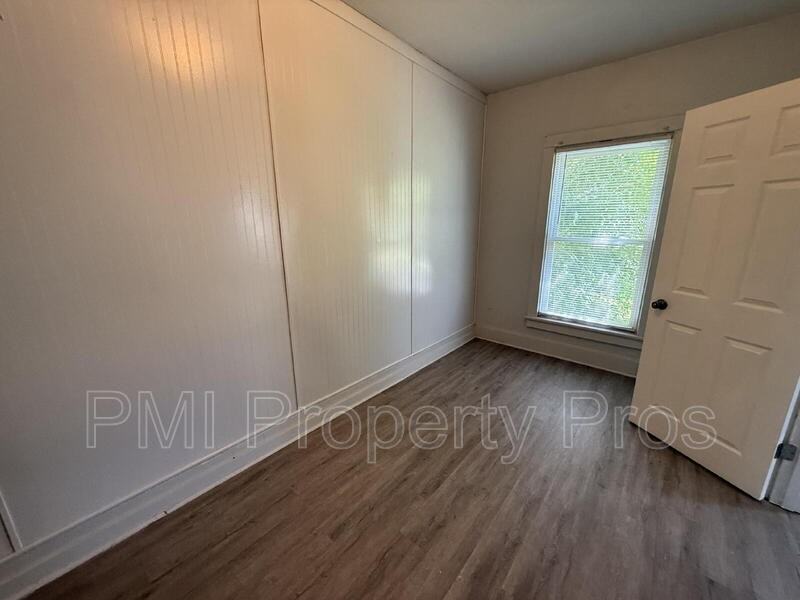 2439A N Dr William Finlayson St - Photo 3 of 14