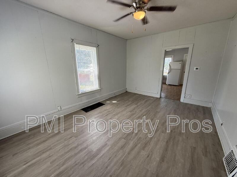 2439A N Dr William Finlayson St - Photo 5 of 14
