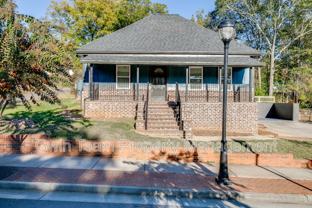 4615 S Lee St - Photo 1 of 1