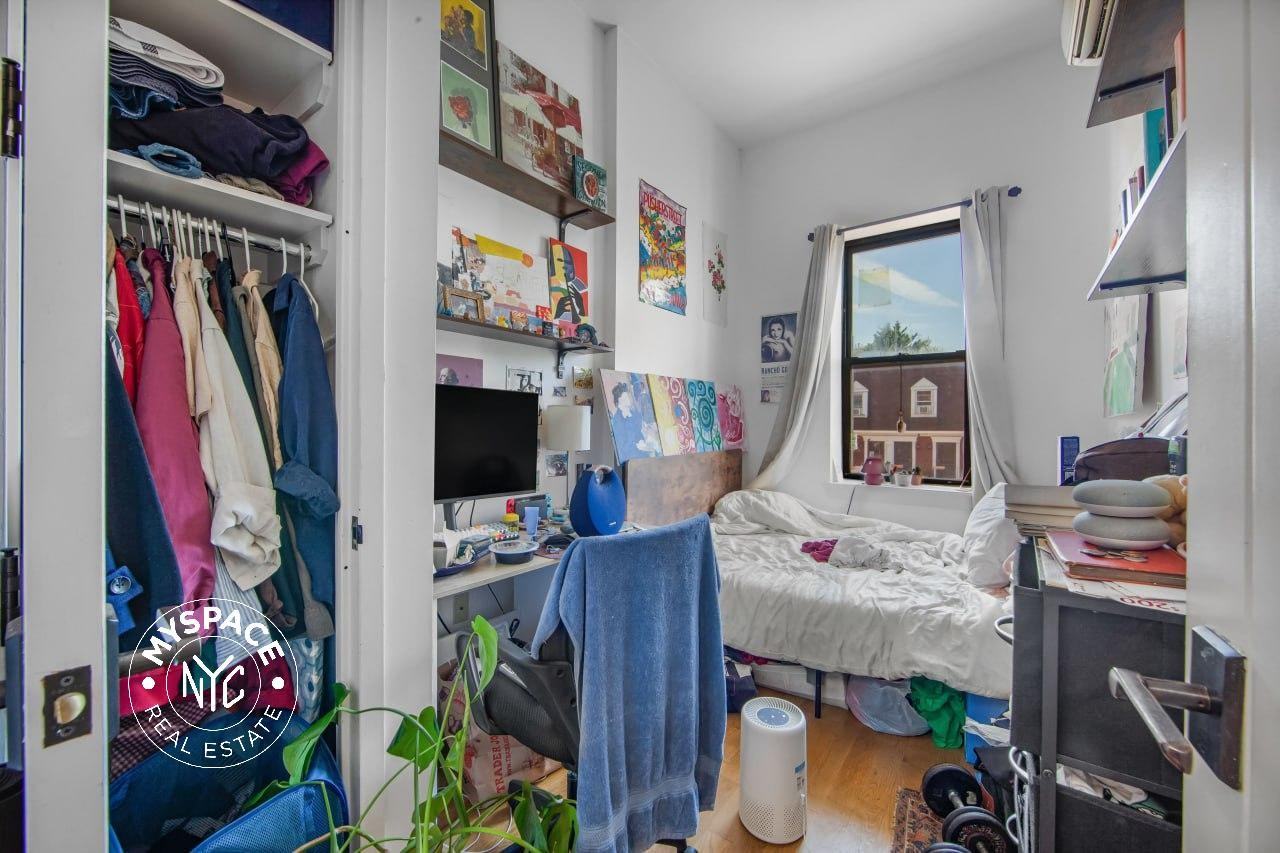 209 Central Ave #2L - Photo 5 of 7