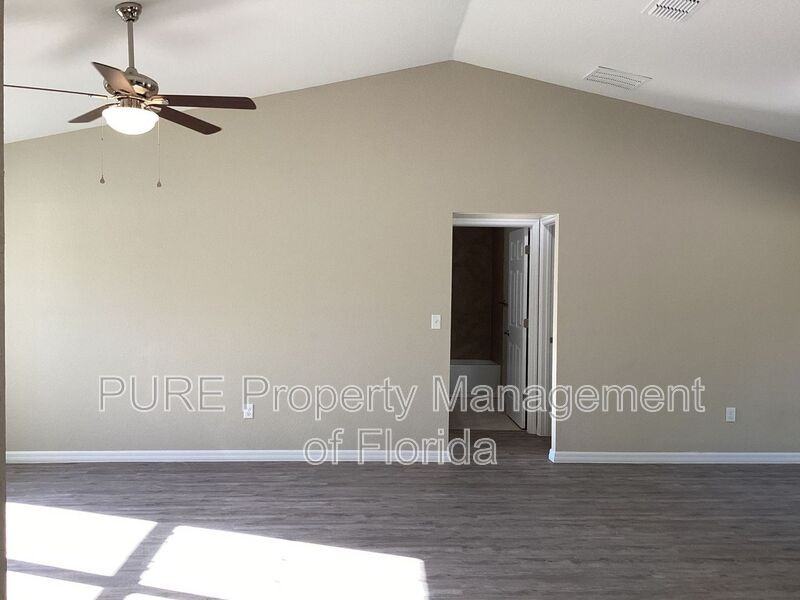 14334 Swavenue Rd - Photo 3 of 23