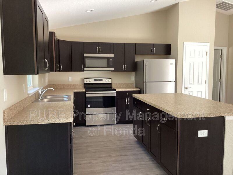 14334 Swavenue Rd - Photo 7 of 23