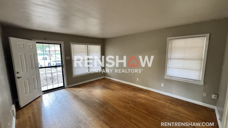 4784 Blanding Cv - Photo 2 of 16