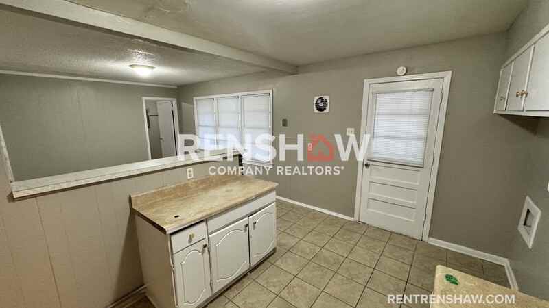 4784 Blanding Cv - Photo 7 of 16