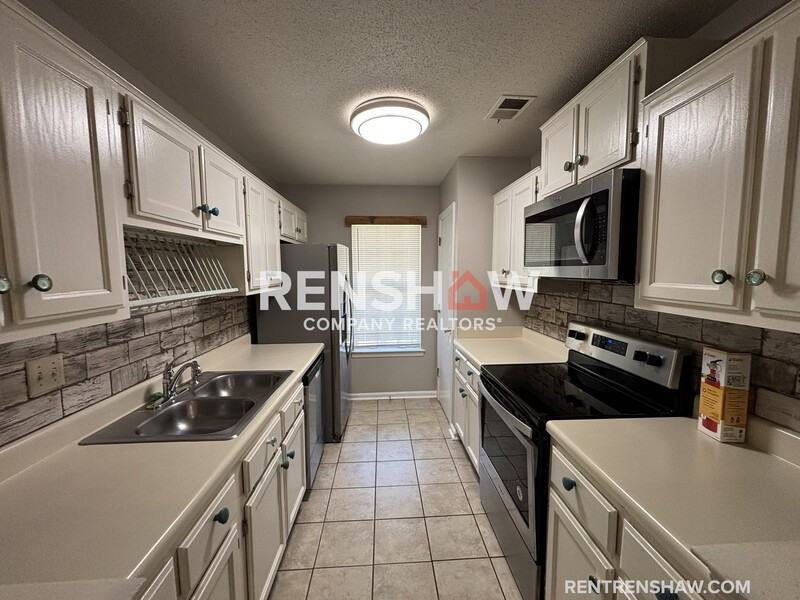 2232 Curbertson St - Photo 6 of 18