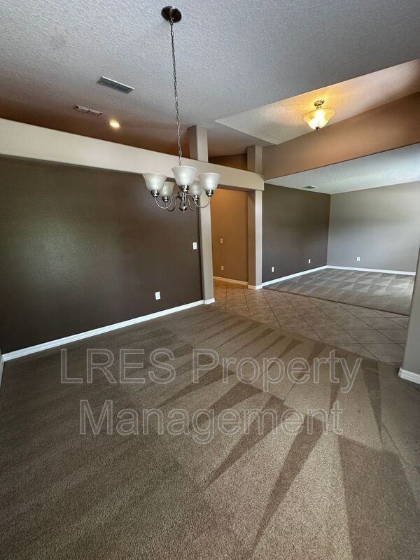 3965 Marietta Way - Photo 6 of 50