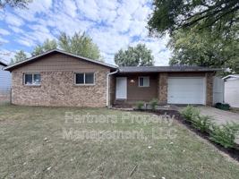 featured image of 408 W Nightingale Cir