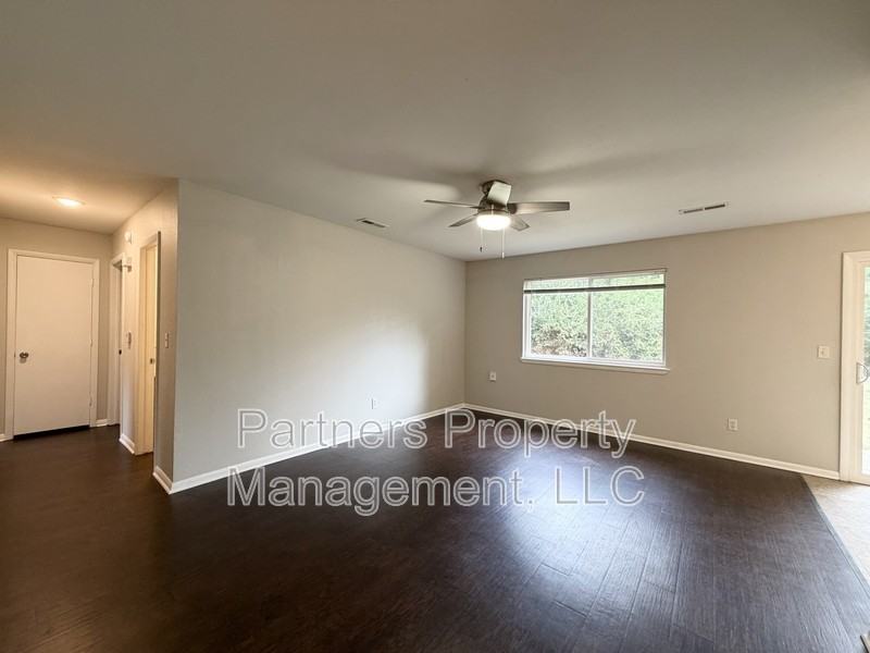 408 W Nightingale Cir - Photo 5 of 13