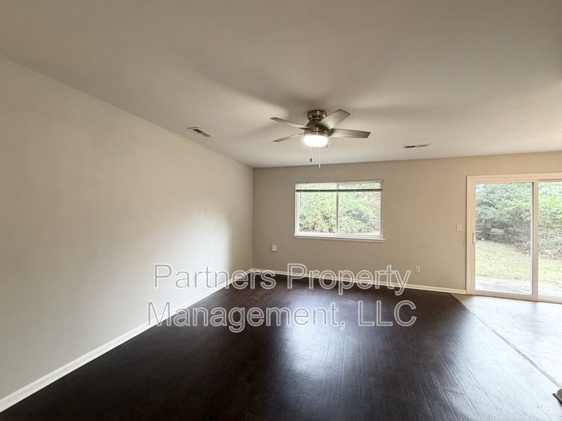 408 W Nightingale Cir - Photo 6 of 13