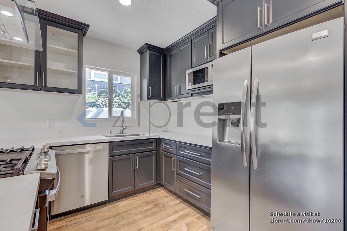 1518 Ewing St - Photo 6 of 15