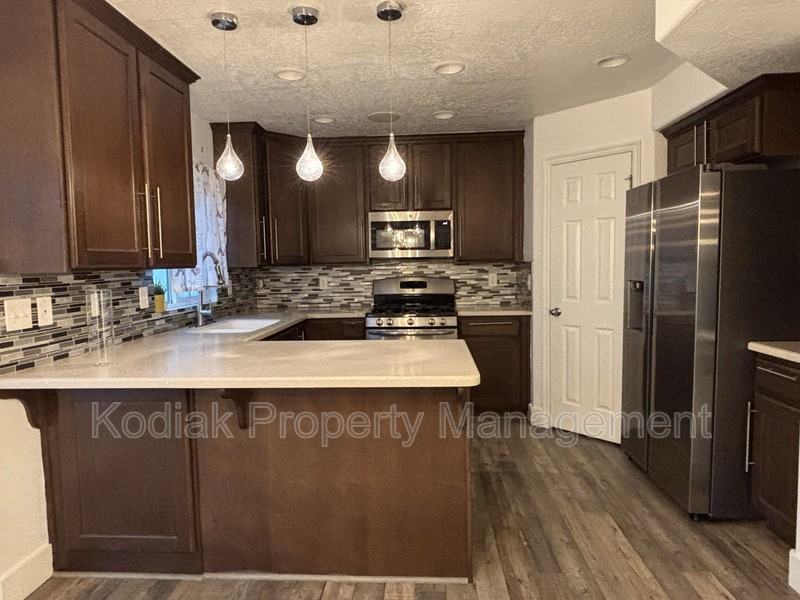 5757 W Coral Pine Ct - Photo 2 of 28