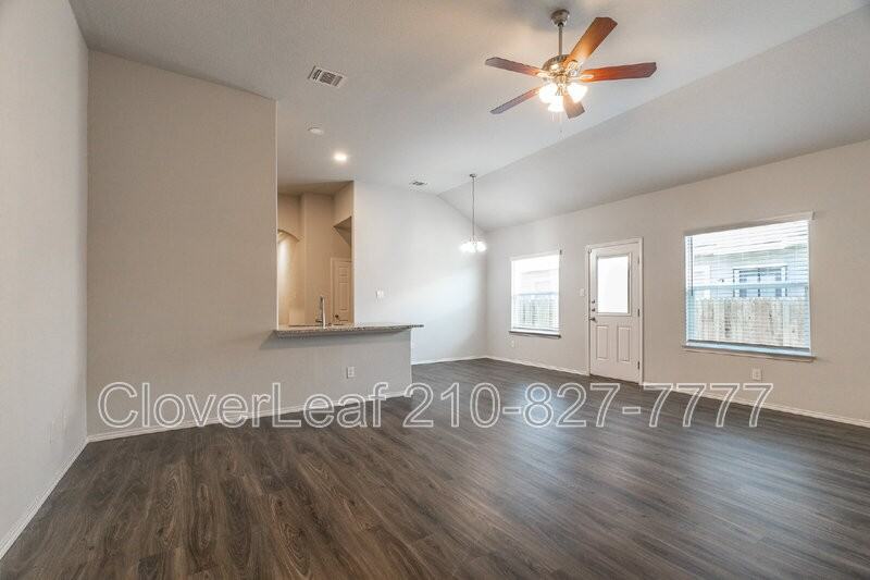 610 Ashers Pl - Photo 7 of 30