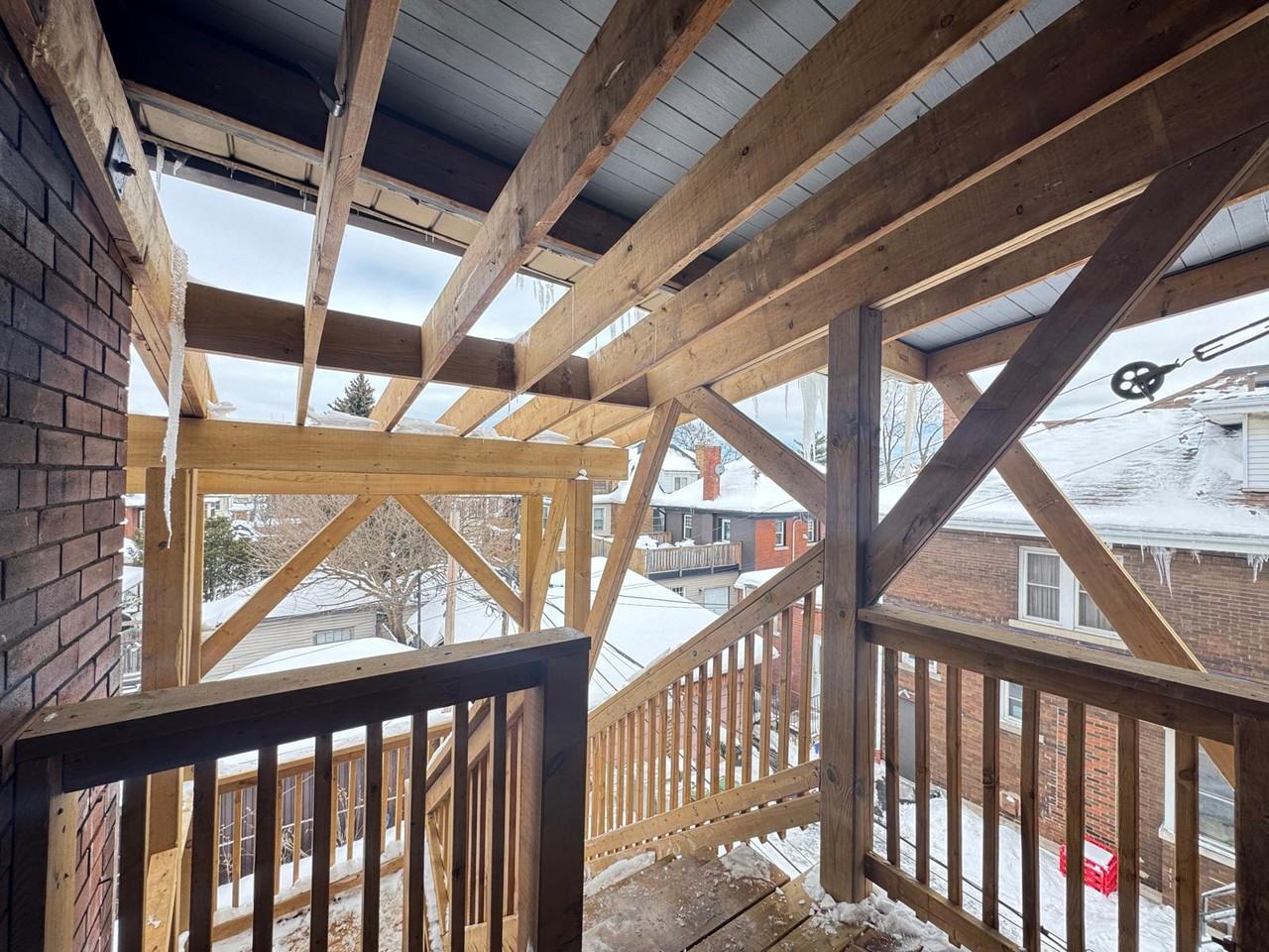 931 Main St East - Photo 7 of 15