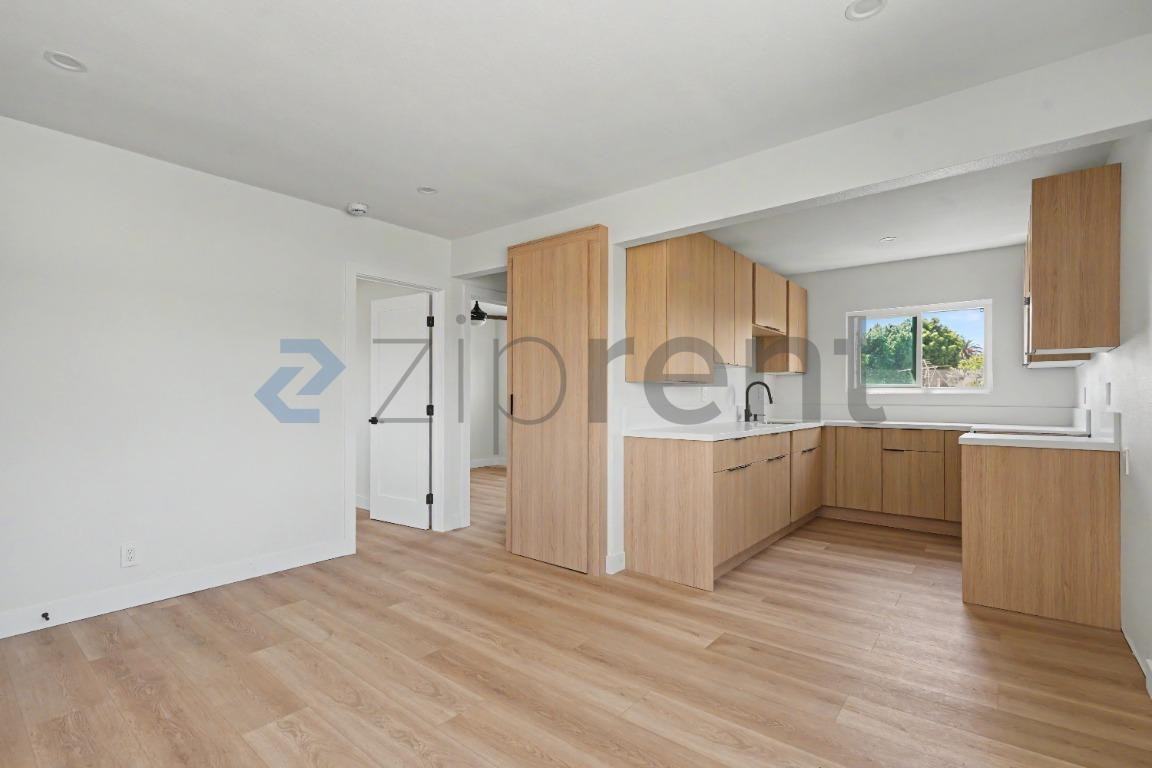 5630 Blackwelder St #3 - Photo 6 of 17
