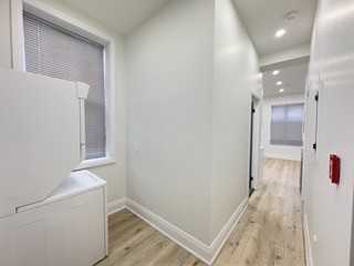 254 Dundurn St S - Photo 6 of 23