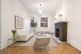 4278 Sherbrooke O - Douek.ca - Photo 1 of 1