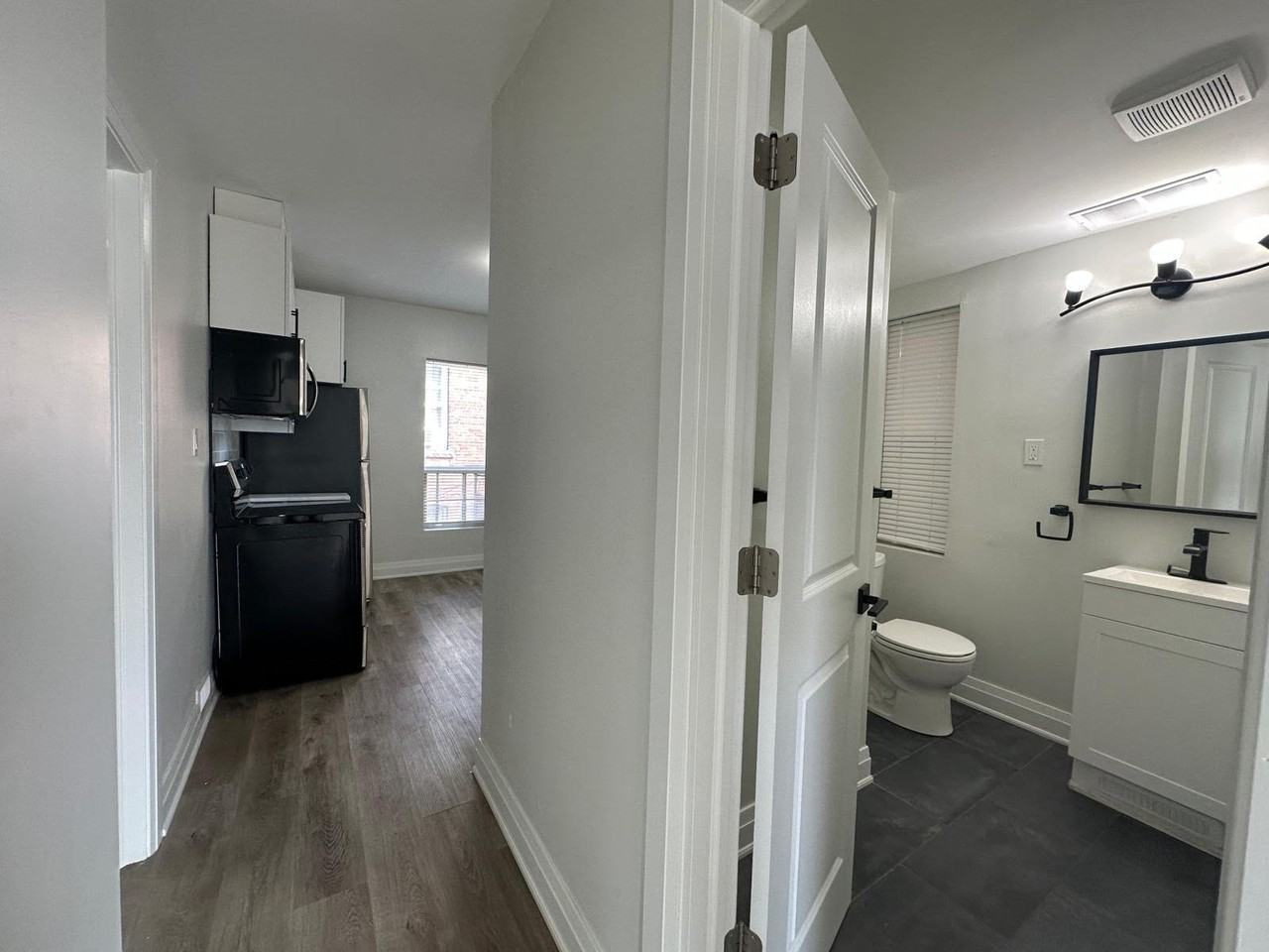 430 King St W - Photo 6 of 16
