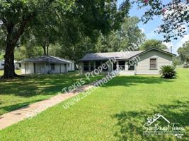 featured image of 1295 Archie St