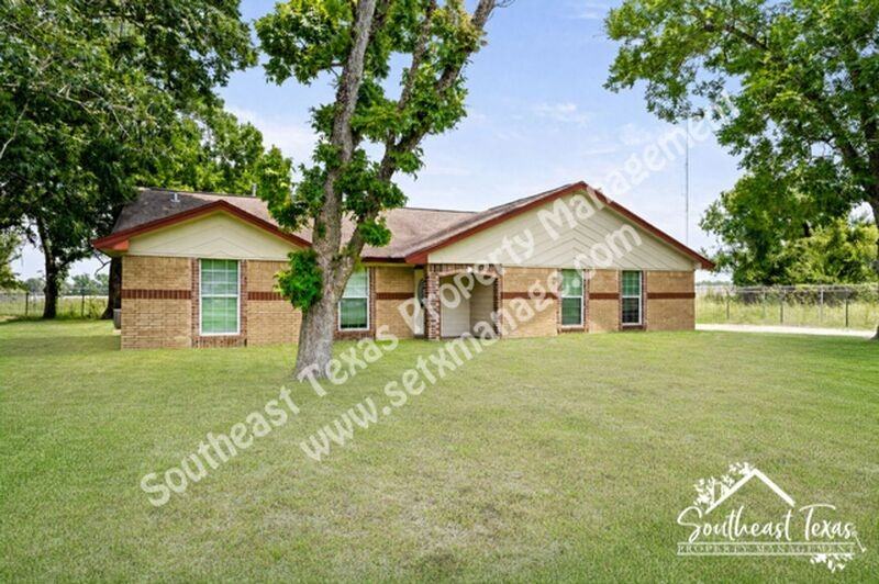 250 Duhon St - Photo 3 of 29