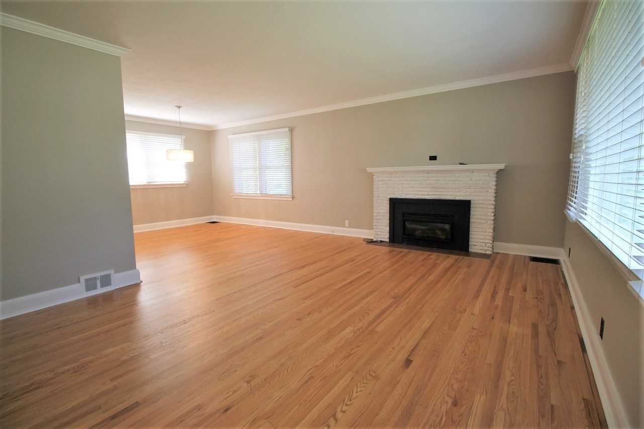 10 Orchard Drive - Photo 3 of 14