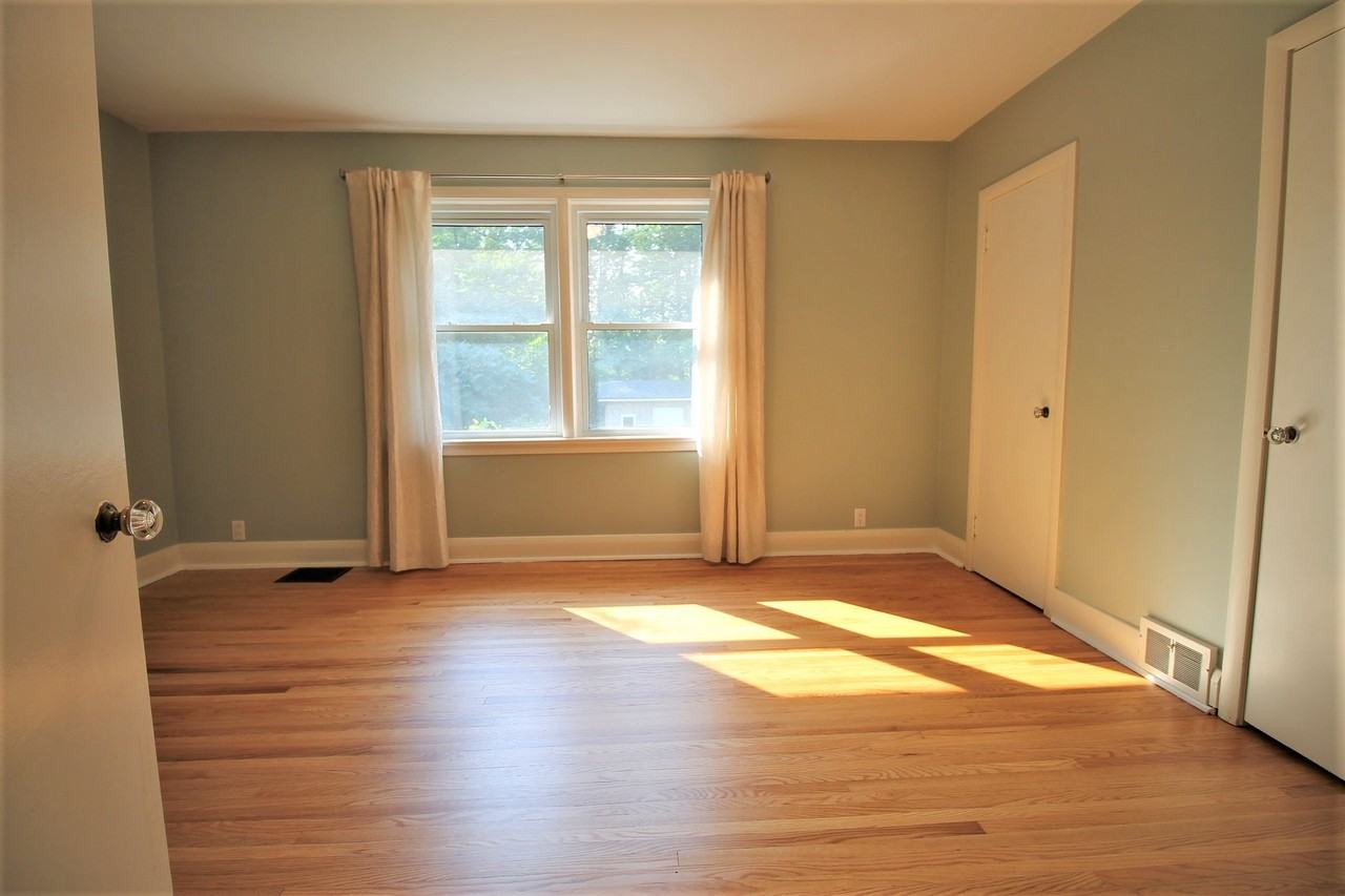 10 Orchard Drive - Photo 5 of 14