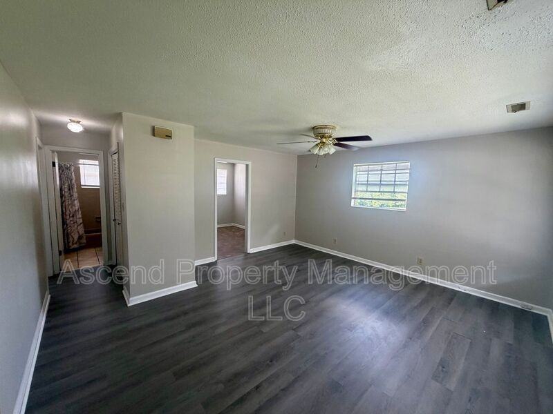 582 Withrow Rd #3 - Photo 4 of 6