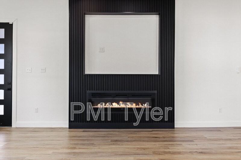 1279 Bonham St - Photo 7 of 24