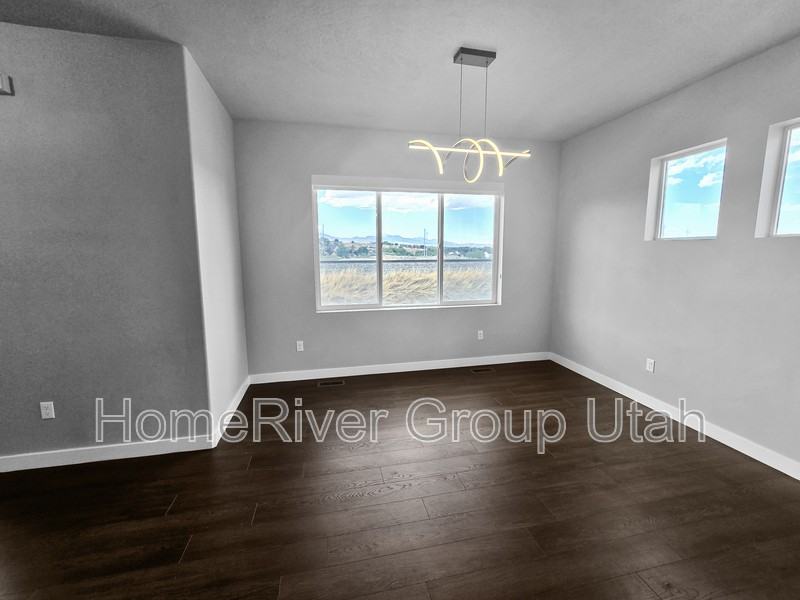 15218 S Wild Horse Way - Photo 6 of 18
