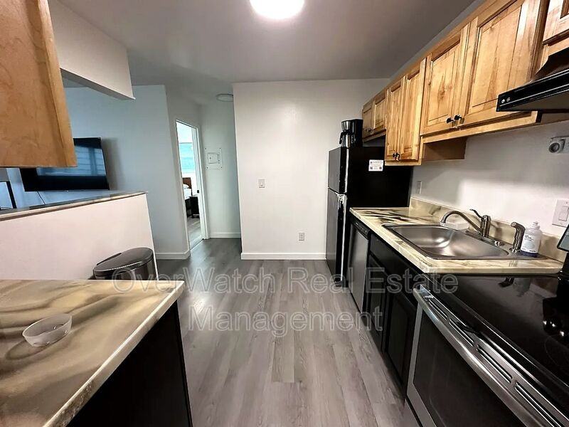 3105 W 33rd Ave #2 - Photo 5 of 15