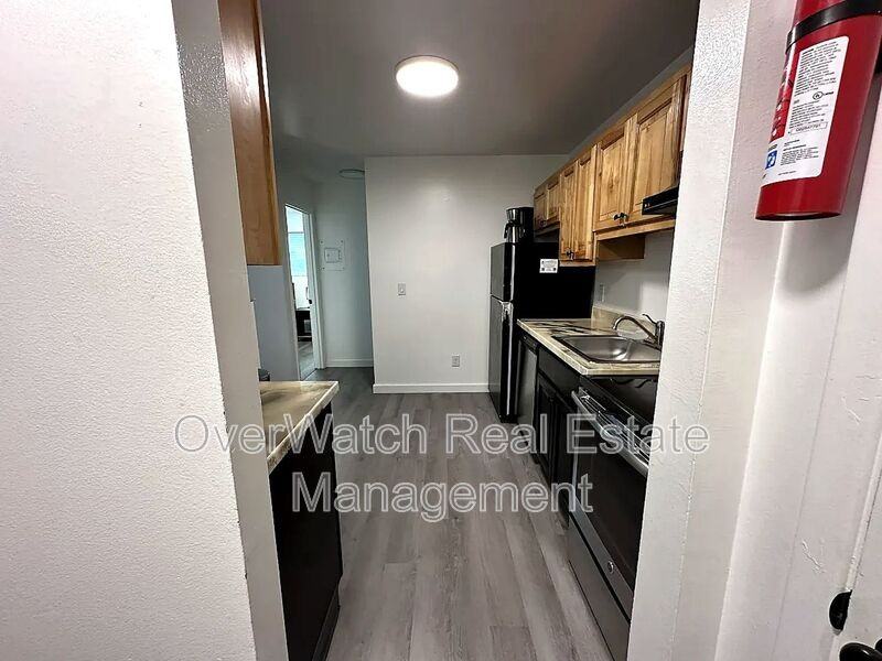 3105 W 33rd Ave #2 - Photo 6 of 15