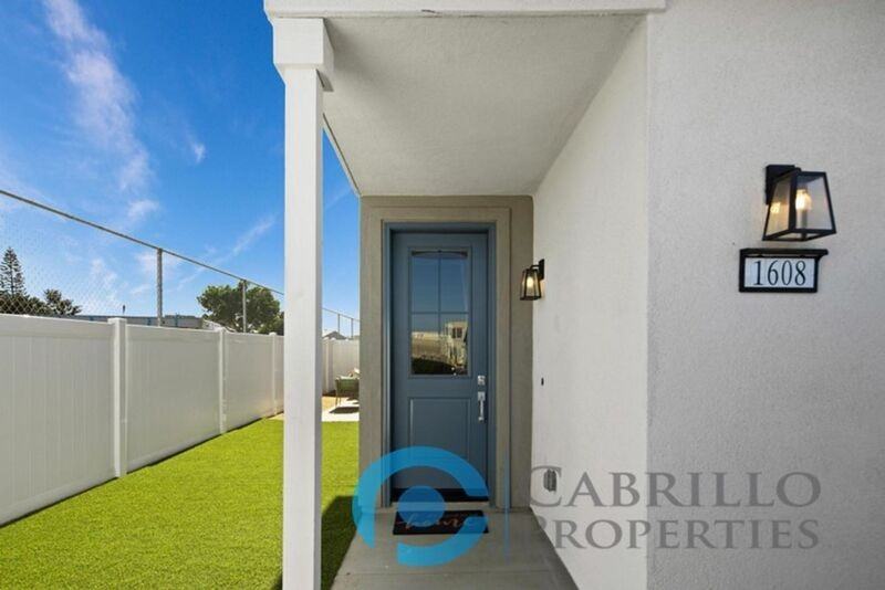 1668 Neptune Ave - Photo 3 of 50