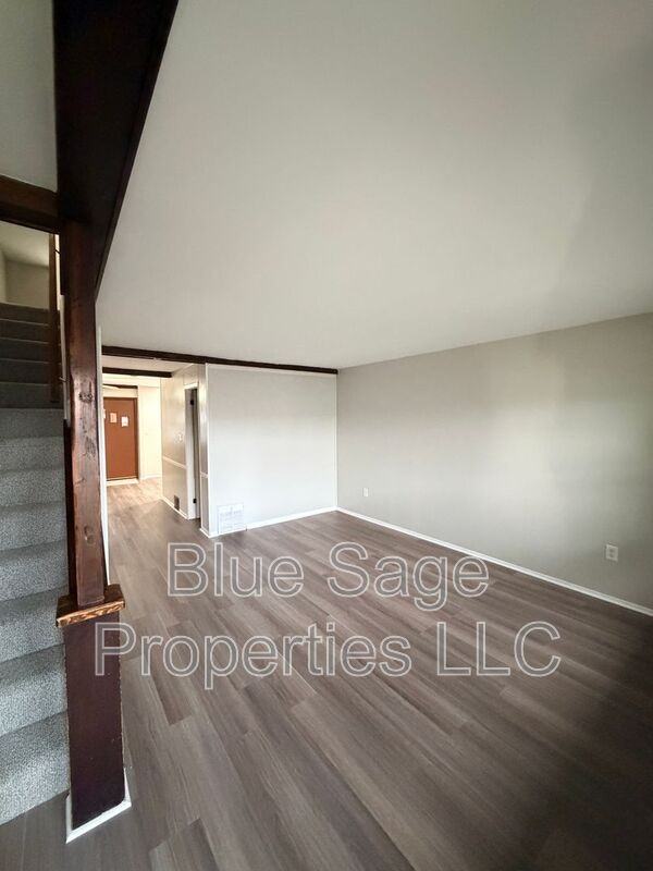 3403 Township Line Rd - Photo 2 of 28