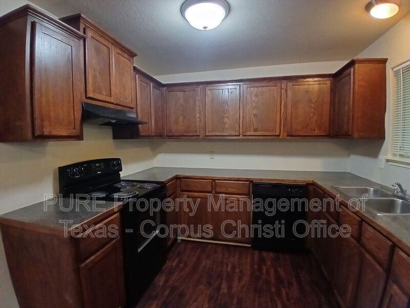 901 Furman Ave #B - Photo 6 of 16