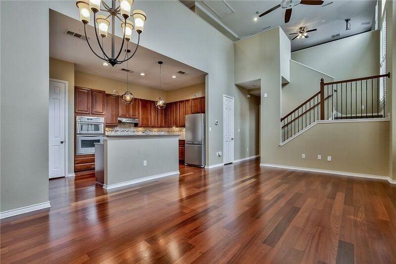 2107 Lucerne Cv - Photo 5 of 28