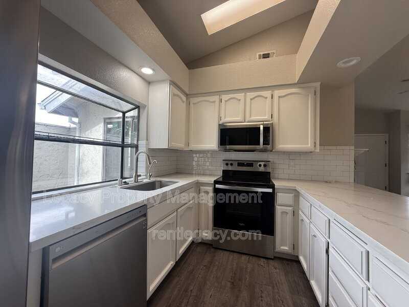 7059 Sprig Dr - Photo 6 of 19