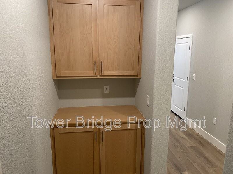 3836 Firestar Way - Photo 7 of 39