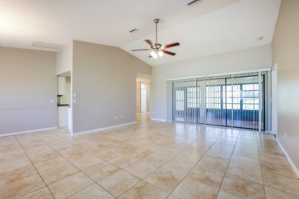278 Mark Twain Ln - Photo 4 of 16