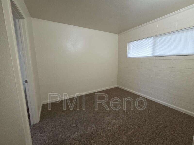 821 Spokane St #4 - Photo 5 of 7