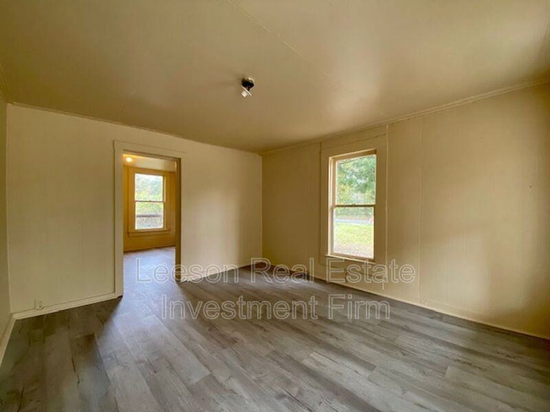 3106 Boone St - Photo 2 of 9
