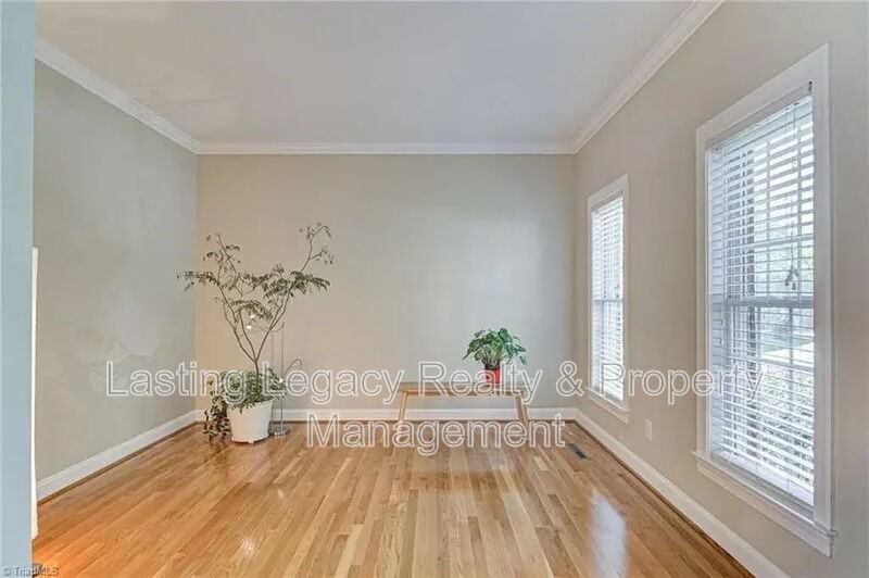 475 Ashbry Run Dr - Photo 5 of 43