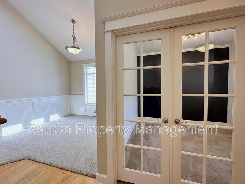 3585 Nw Gerritz Ter - Photo 4 of 39