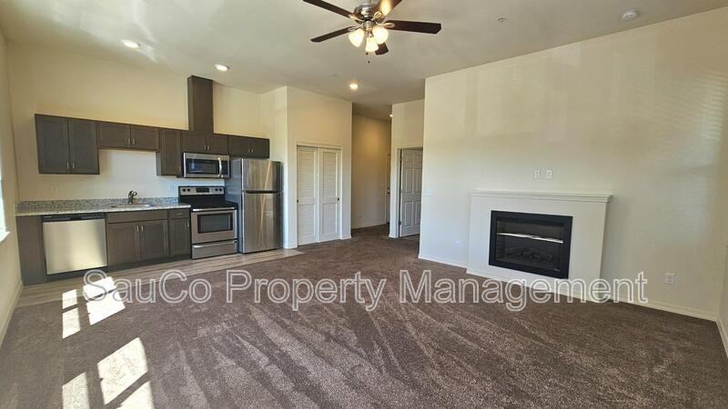 33763 E Columbia Ave - Photo 3 of 9