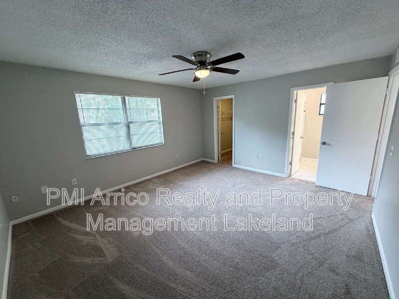 3584 Raintree Cir - Photo 2 of 31