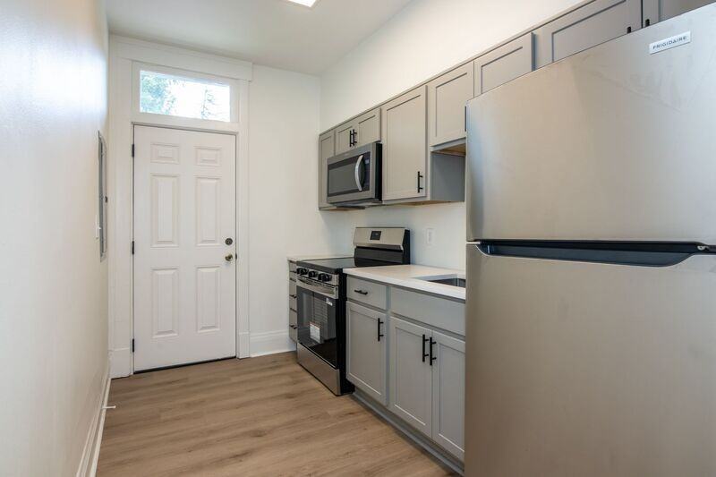1217 15th Ave S #A - Photo 6 of 19