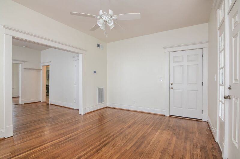 1217 15th Ave S #B - Photo 6 of 26