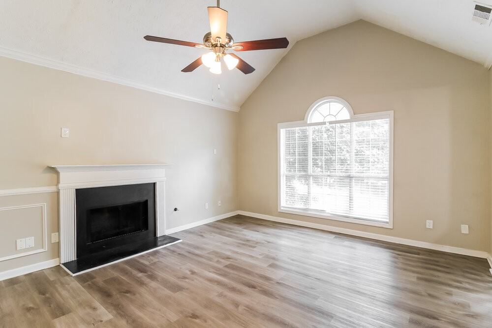 2374 Alden Woods - Photo 5 of 17