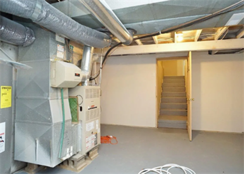 541 W Belmont Ave - Photo 7 of 17