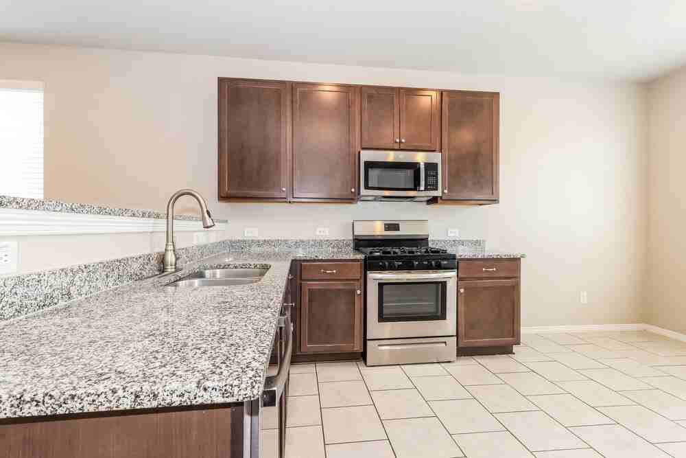 25726 Northpark Palm Dr - Photo 7 of 17