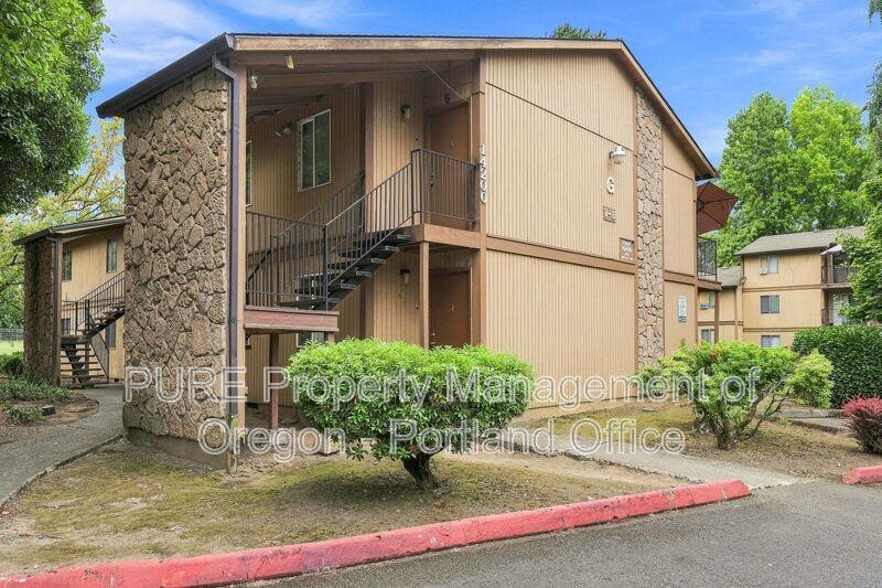 14200 Ne Sandy Blvd #G04 - Photo 5 of 23
