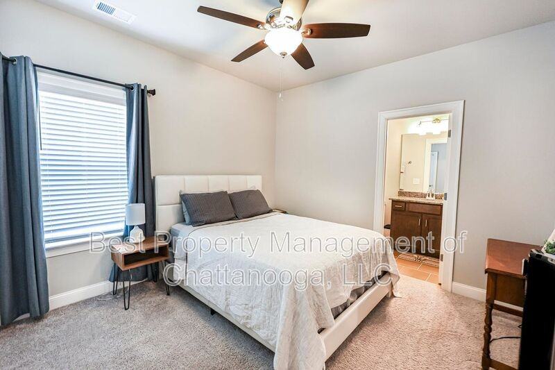 3331 Grassy Fields Ln - Photo 6 of 30